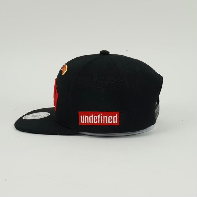 Varcity Undefined SnapBack Black